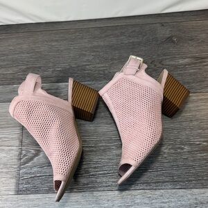 Unisa Pink Mesh Peep-Toe Heels size 9 (j237)